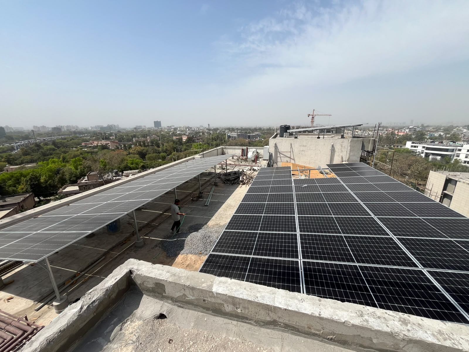 High-rise rooftop plant